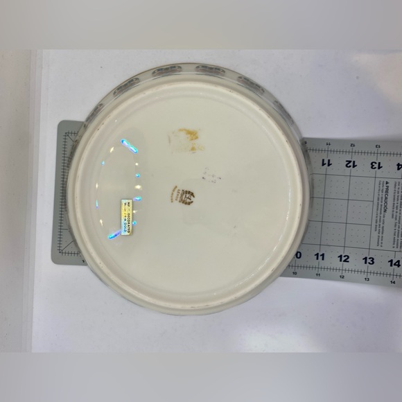 Lenox Lido 24k Gold trim large bowl - Picture 6 of 6